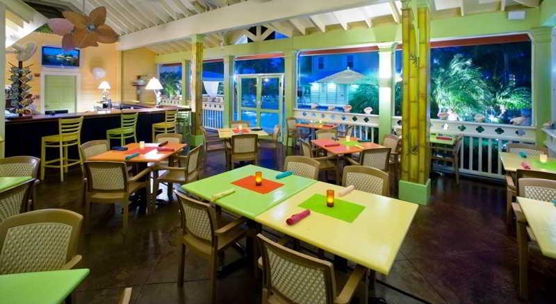 Sunshine Suites Resort West Bay Екстер'єр фото